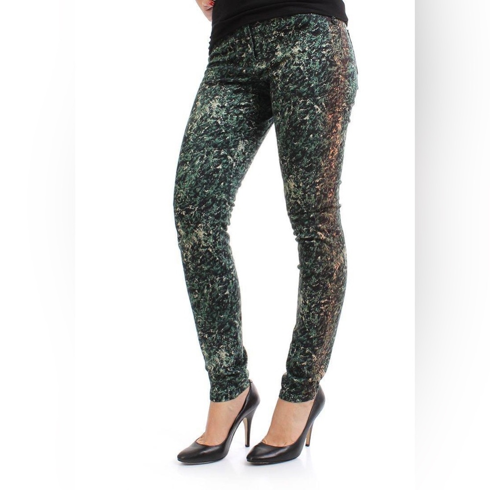 Green Textured Slim Leg Pants